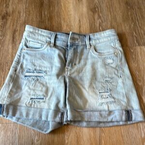 White House Black Market distressed 5” Jean shorts size 00